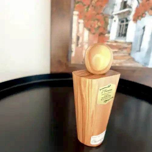 Boselli No. 6 – Olive wood perfume flacon with Boselli label, front view, Honeysuckle eau de toilette, 30 ml – made in France | LaPeNu