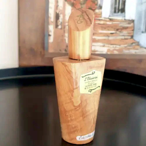 Boselli No. 7 Lavande · hand-sculpted olive wood perfume flacon, front view with L'Olivieroi label · made in France | LaPeNu