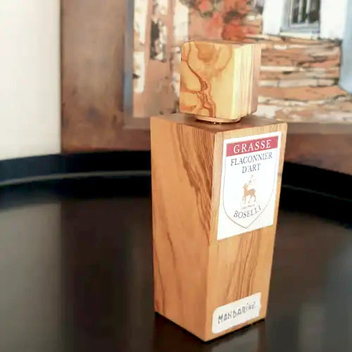 Boselli Mandarin olive wood flacon with Grasse Flaconnier d'Art label, 30 ml | LaPeNu