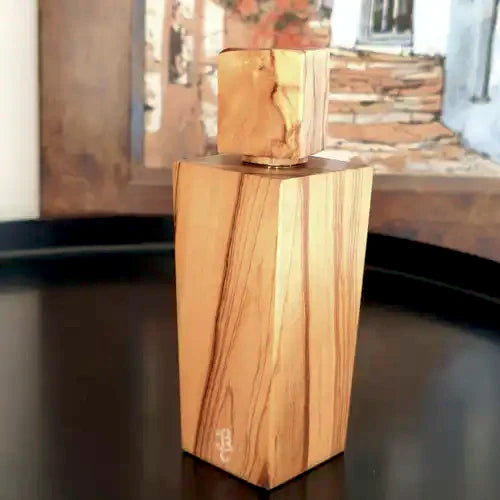 Boselli Mandarin olive wood perfume flacon, natural grain detail, 30 ml | LaPeNu