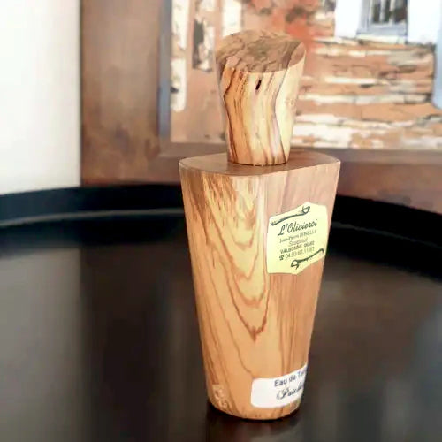 Boselli No. 5 – Olive wood perfume flacon showing label, Patchouli eau de toilette by Boselli Créations — made in France | LaPeNu