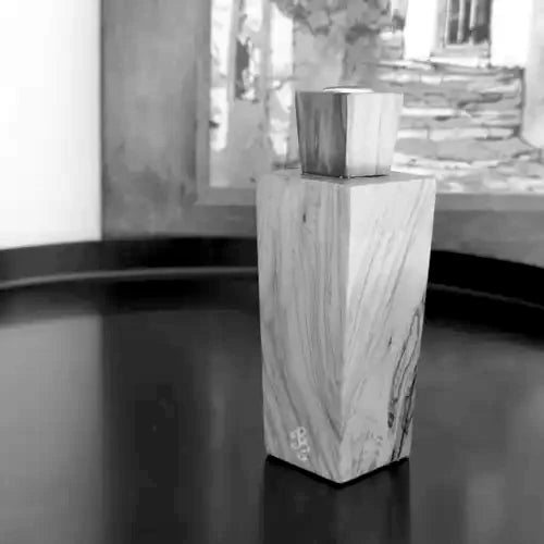 Boselli No. 1 · Rose · Olive Wood Perfume Flacon · Black & White · made in France | LaPeNu