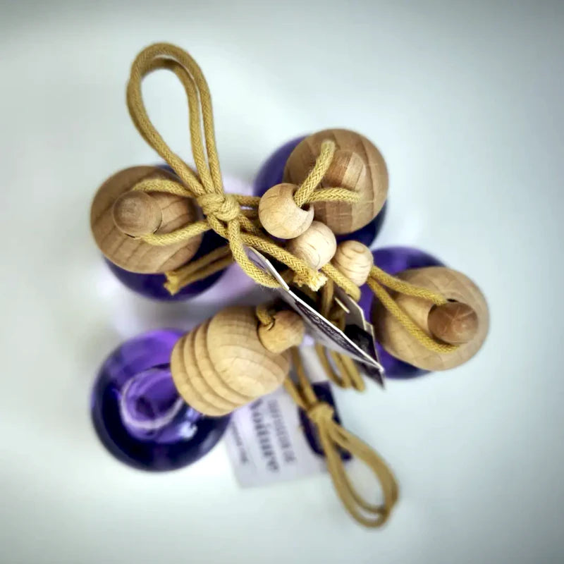 Lavender car diffuser – wooden cap passive diffusion, pure EO. No heat, no alcohol. Natural fragrance. Made in France | LaPeNu