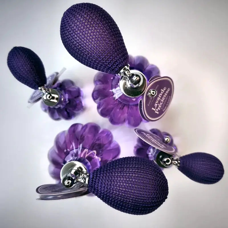 Lavande Précieuse natural lavender EdT – fabric-covered poire bulb detail, both sizes. Retro atomizer, refillable, no parabens. Made in France | LaPeNu