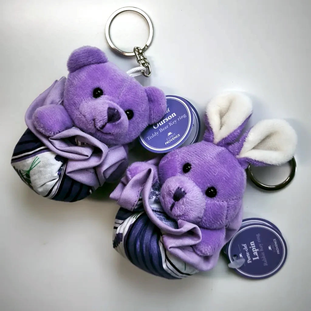 Lavender-filled Bunny and Teddy Bear keychains with natural floral scent, soft cotton and velour finish. Made in France | Lapenu