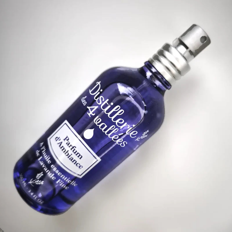 Fine lavender from Chamaloc, Drôme — distilled essential oil in a natural room fragrance. Made in France | Lapenu