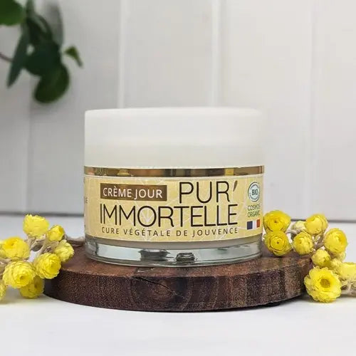 Organic Immortelle day cream — firms, smooths & plumps skin. Anti-aging, hydrating, regenerating. Provence, France | LaPeNu